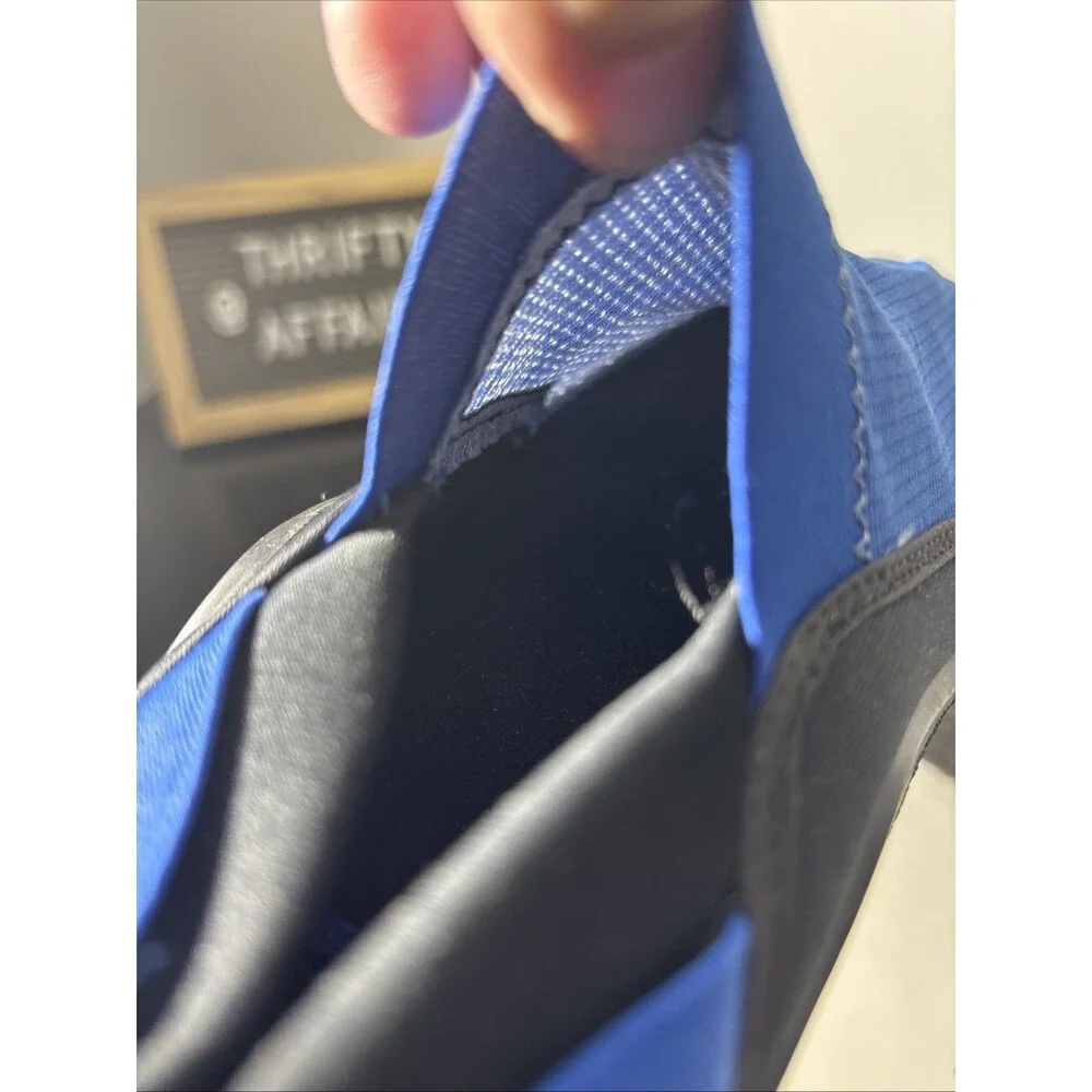 Islander Aqua Socks Shoes Size 8 Blue Black Stretch Fabric SlipOn Packable Beach
